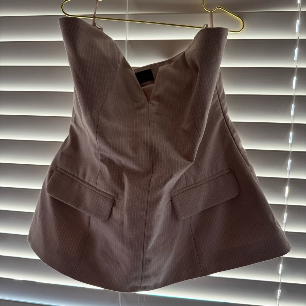 Zara Elegant Pinstripe Sleeveless Top